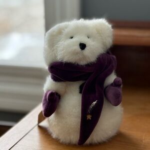 Boyd’s Bear with Hat and Scarf